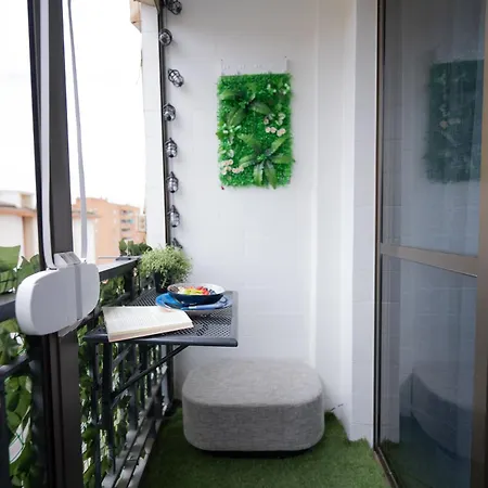 Chic In 4 Apartment *